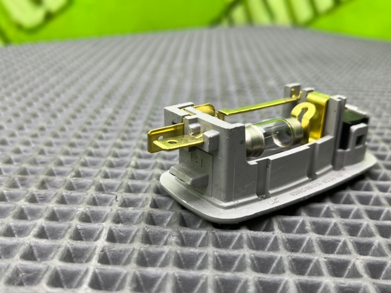 Плафон подсветки салона, 1000 рублей, Калининград