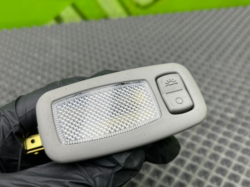 Плафон подсветки салона, 1000 рублей, Калининград