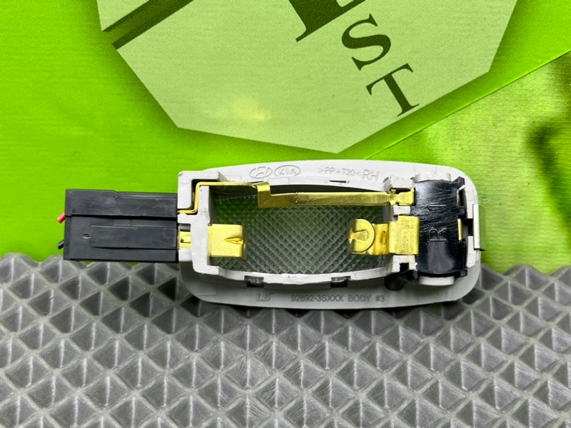 Плафон подсветки салона, 900 рублей, Калининград