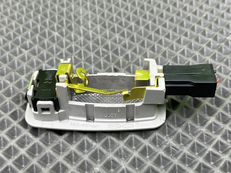 Плафон подсветки салона, 900 рублей, Калининград