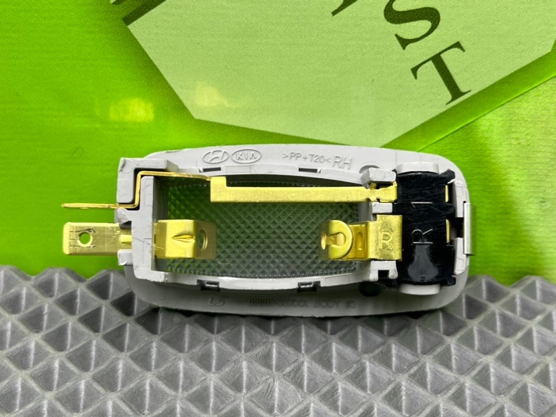 Плафон подсветки салона, 1000 рублей, Калининград