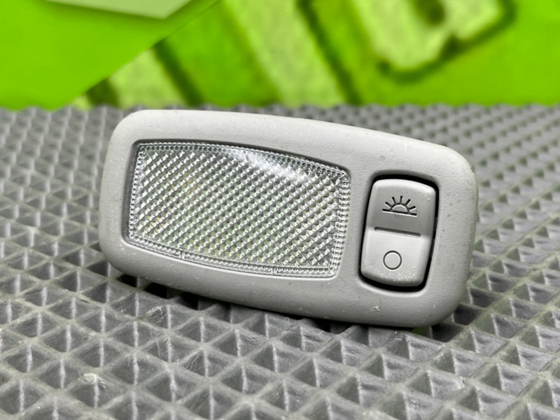 Плафон подсветки салона, 1000 рублей, Калининград