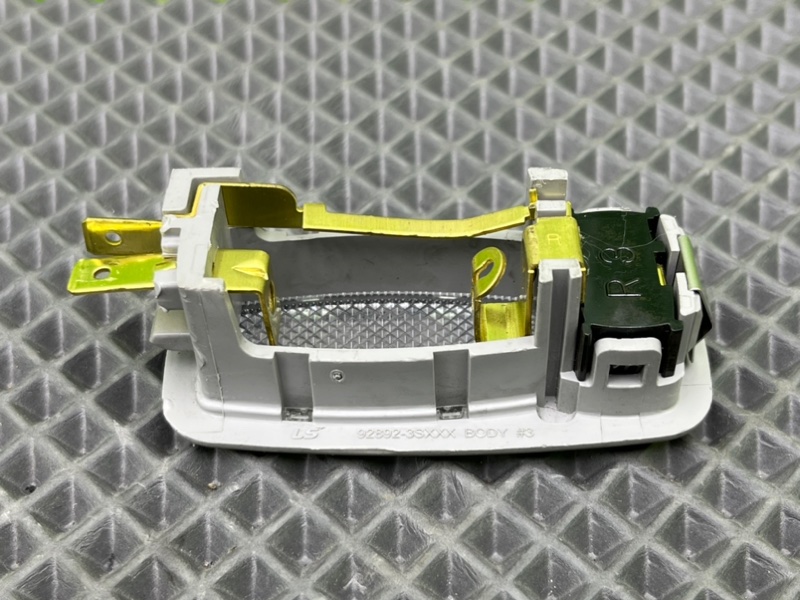 Плафон подсветки салона, 1000 рублей, Калининград
