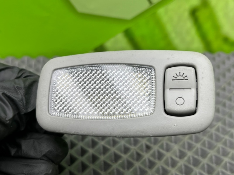 Плафон подсветки салона, 1000 рублей, Калининград