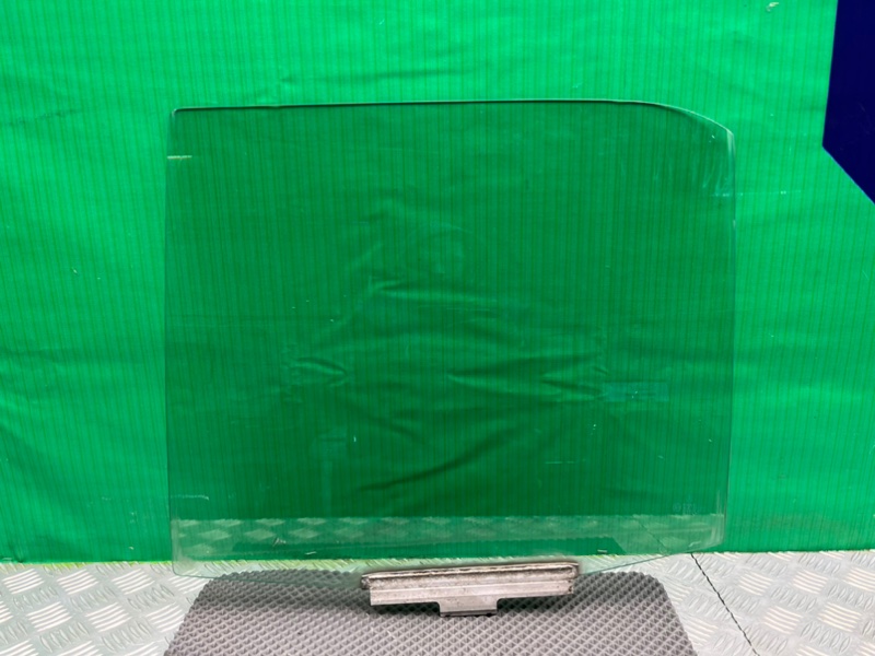 Стекло двери, 1000 рублей, Калининград