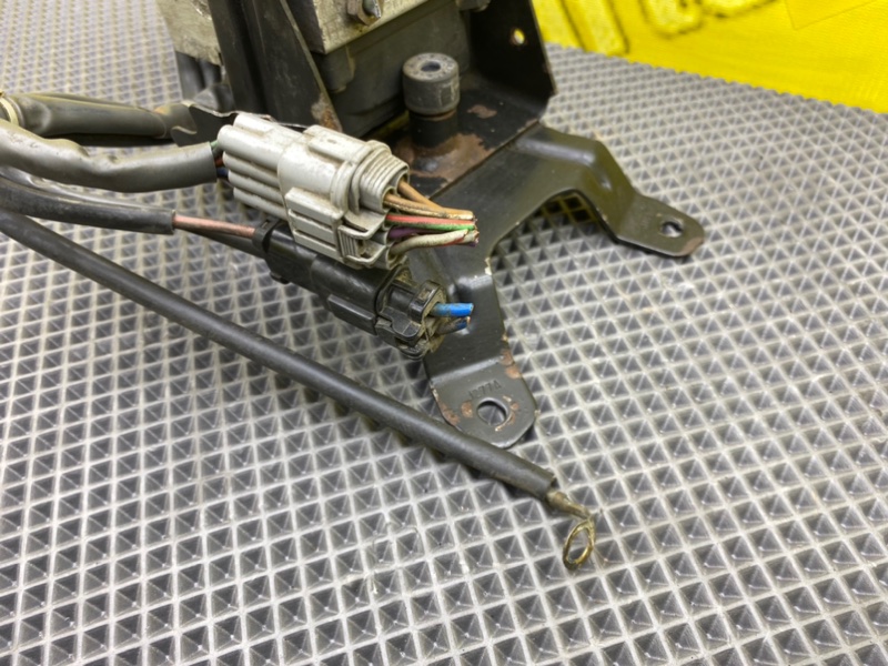 Блок ABS, 2000 рублей, Калининград