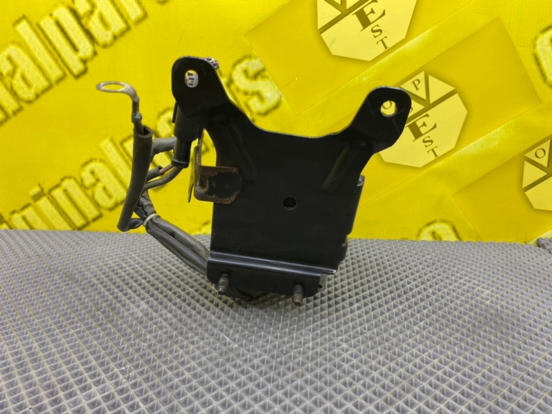 Блок ABS, 2000 рублей, Калининград