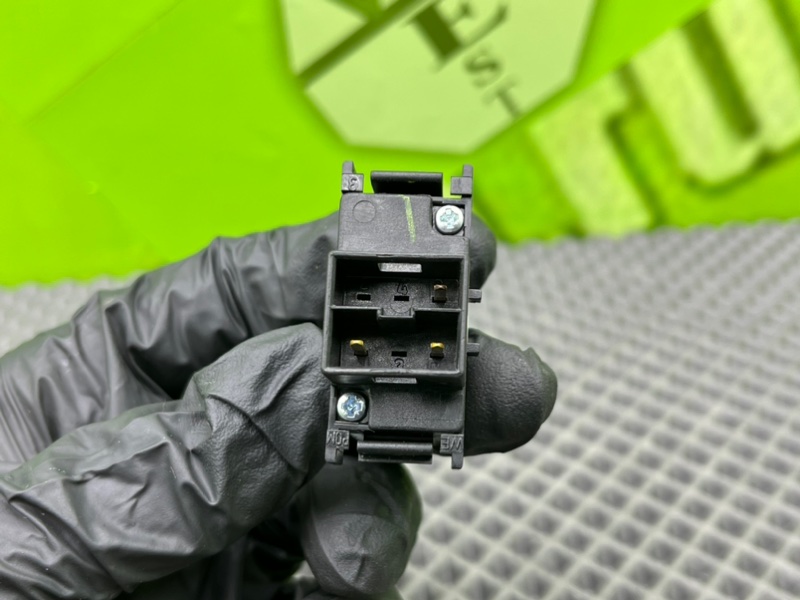 Кнопка омывателя фар, 800 рублей, Калининград