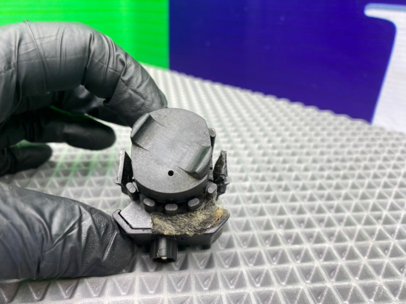 Кнопка кикдауна, 1200 рублей, Калининград