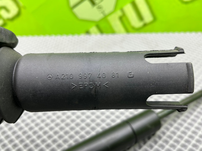 Амортизатор багажника, 1500 рублей, Калининград