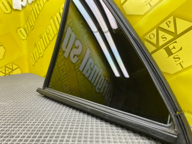 Форточка двери, 1000 рублей, Калининград