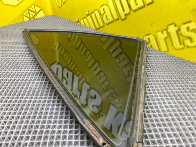 Форточка двери, 1000 рублей, Калининград