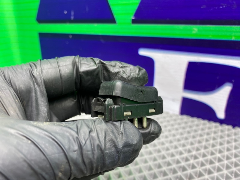 Кнопка света, 700 рублей, Калининград