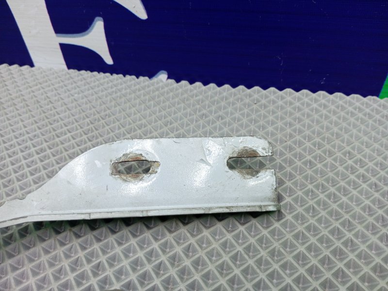 Петля капота, 1100 рублей, Калининград