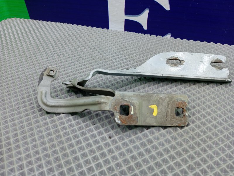 Петля капота, 1100 рублей, Калининград