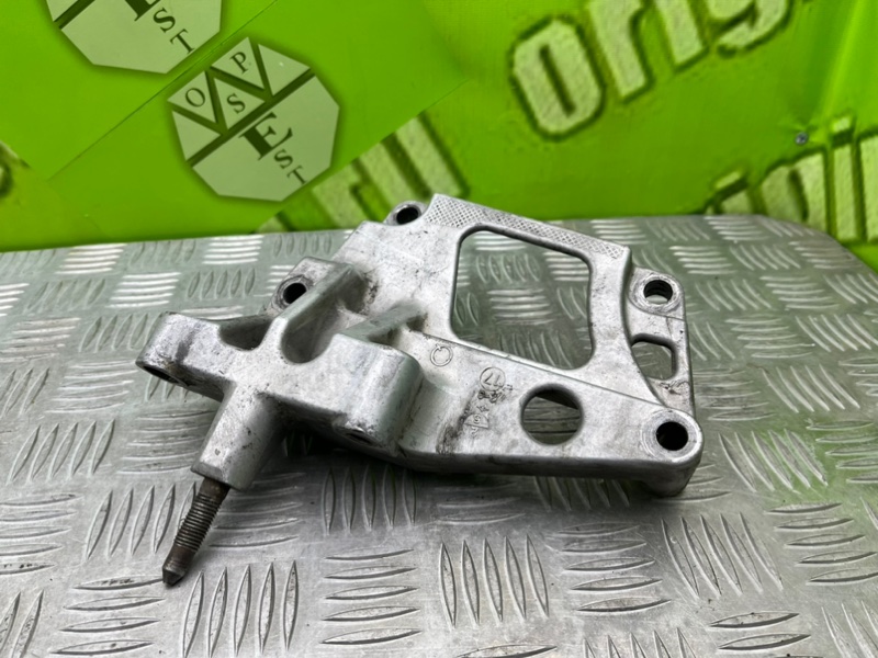 Кронштейн двигателя, 900 рублей, Калининград