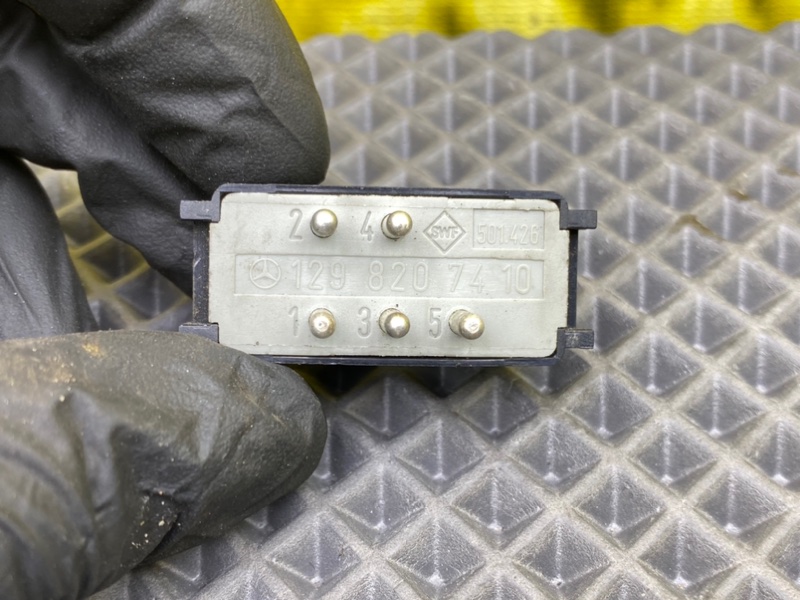 Кнопка обогрева заднего стекла, 600 рублей, Калининград