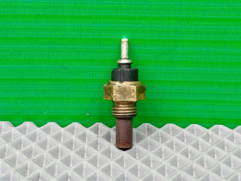 Датчик температуры охлаждающей жидкости, 800 рублей, Калининград