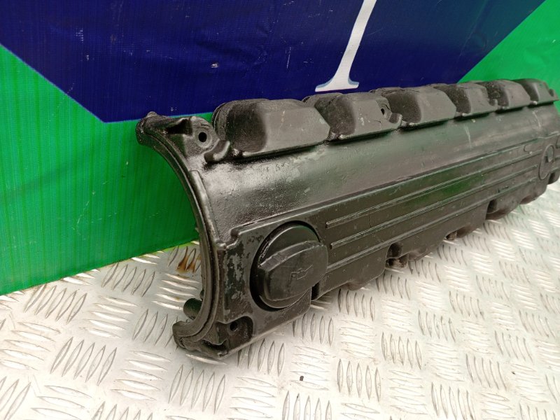 Крышка клапанов, 2000 рублей, Калининград