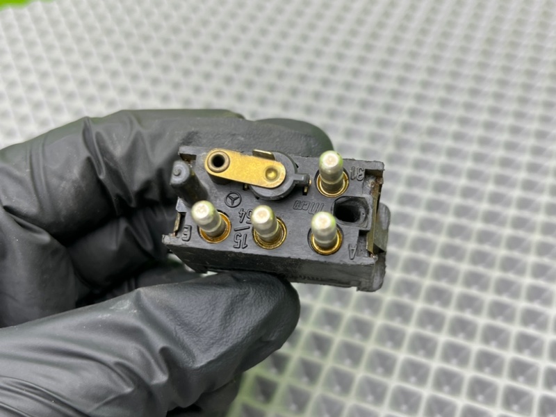 Кнопка обогрева заднего стекла, 700 рублей, Калининград