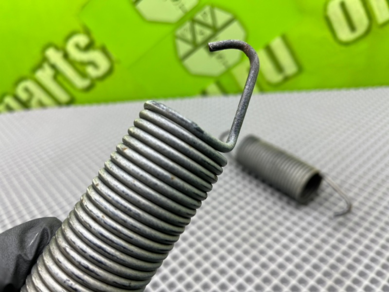 Пружины багажника, 800 рублей, Калининград