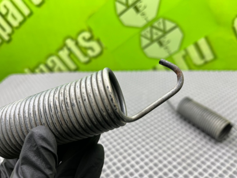 Пружины багажника, 800 рублей, Калининград