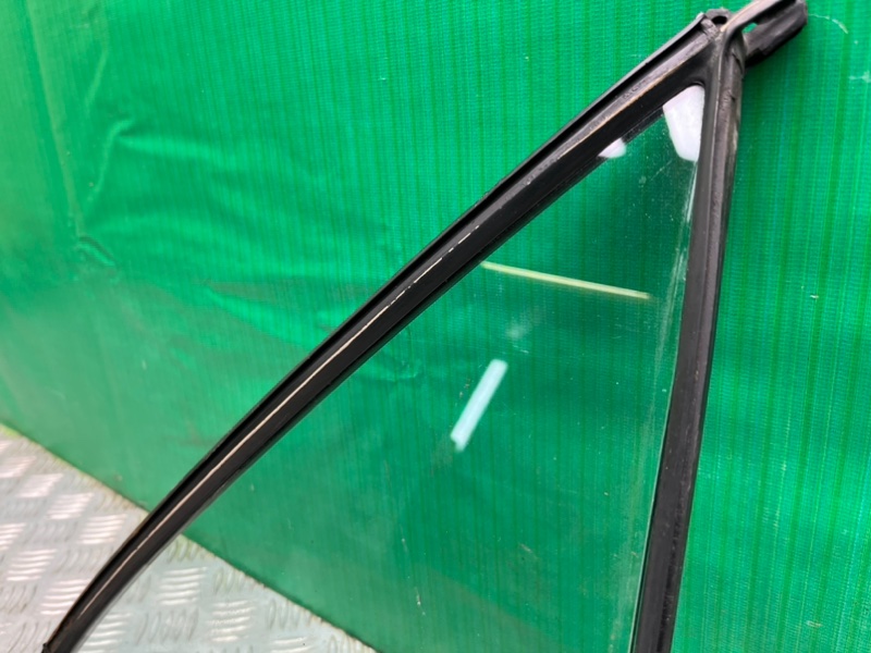 Форточка двери, 1000 рублей, Калининград