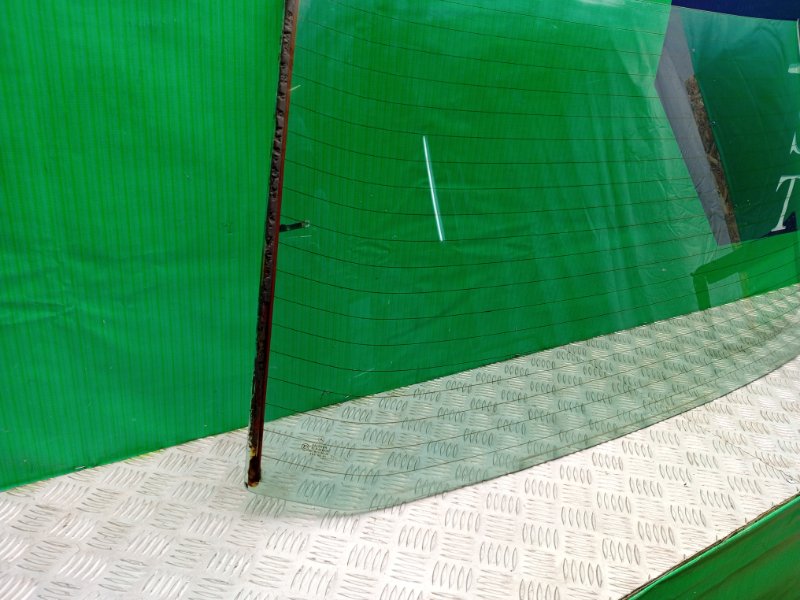 Стекло заднее, 2400 рублей, Калининград