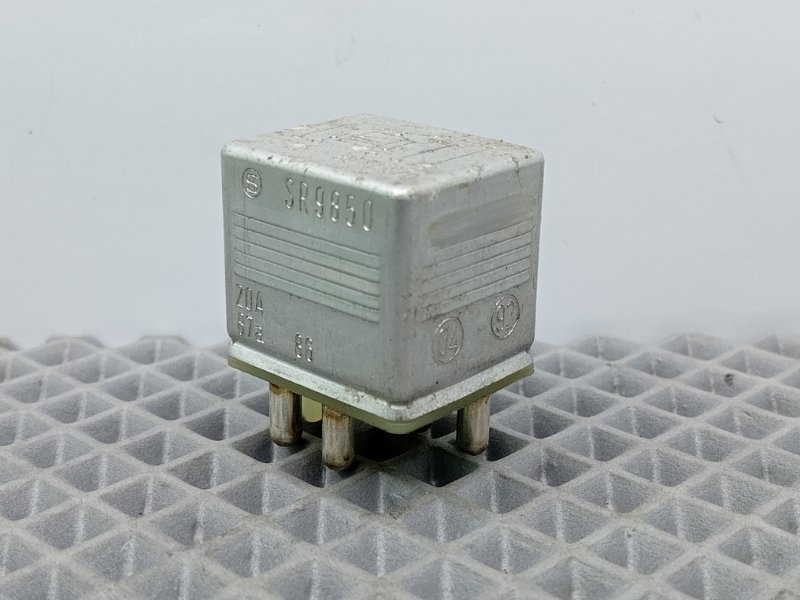 Реле, 600 рублей, Калининград