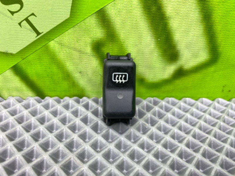 Кнопка обогрева заднего стекла, 700 рублей, Калининград