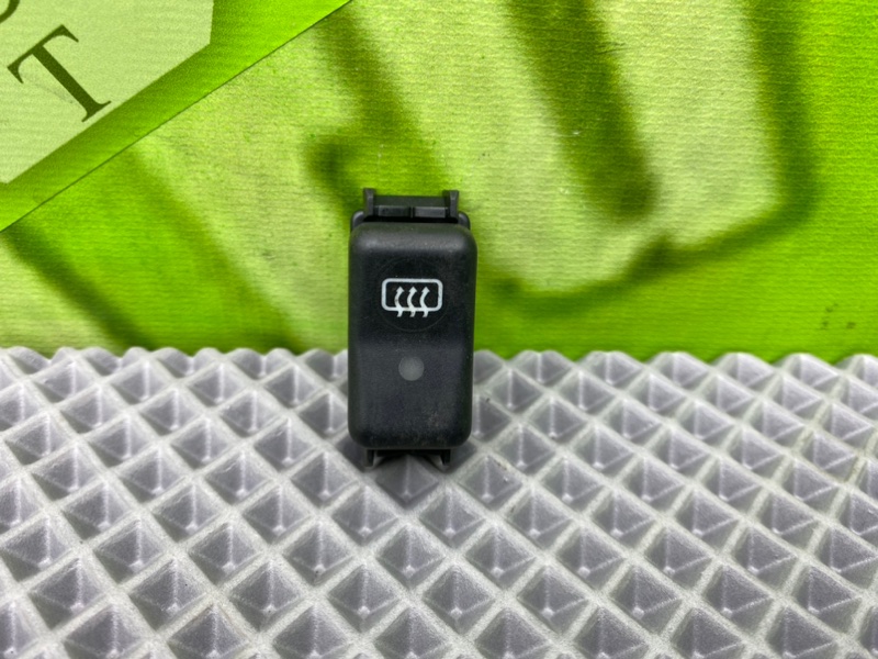 Кнопка обогрева заднего стекла, 600 рублей, Калининград