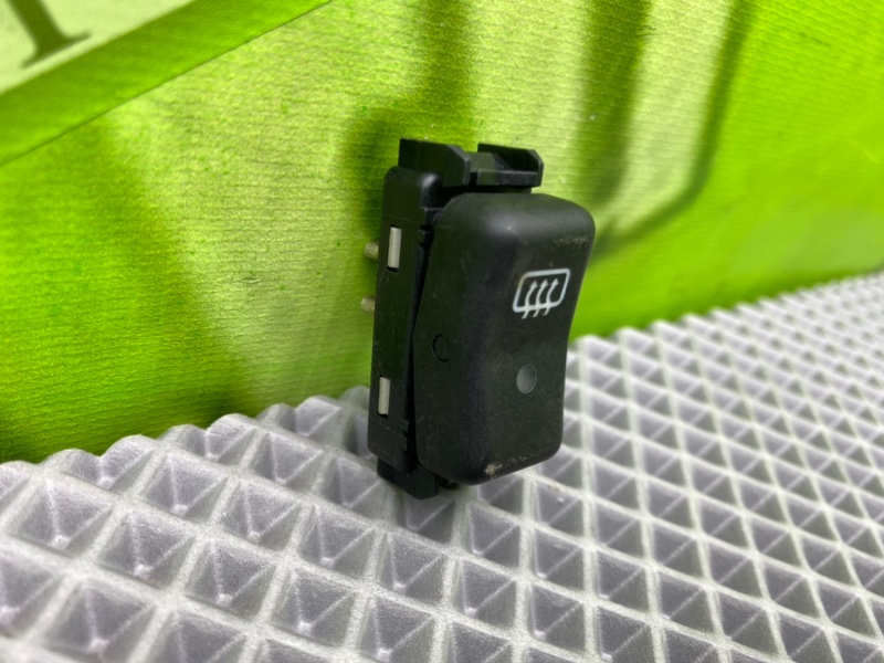 Кнопка обогрева заднего стекла, 600 рублей, Калининград