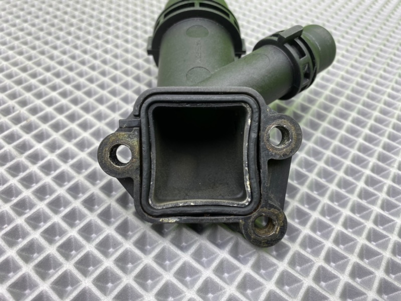 Фланец системы охлаждения, 1100 рублей, Калининград