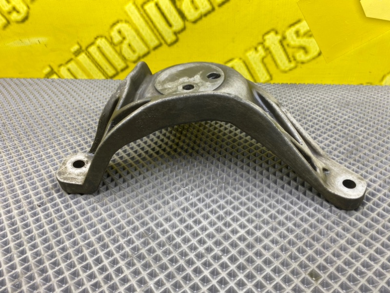 Кронштейн, 1100 рублей, Калининград