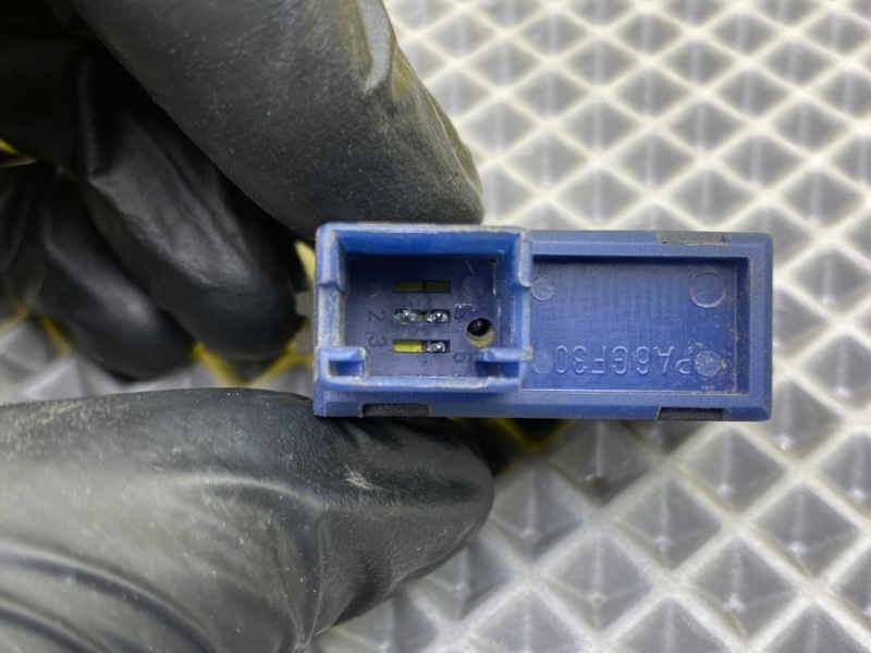 Кнопка, 900 рублей, Калининград