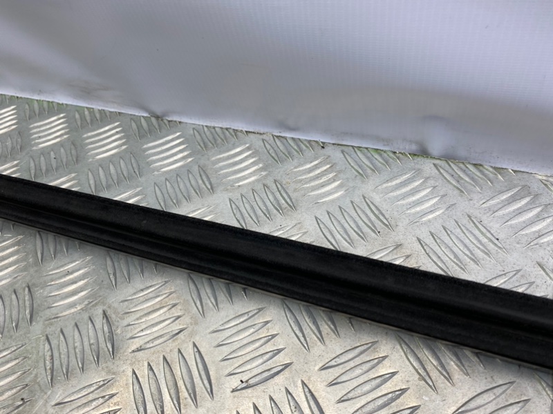 Молдинг стекла, 1100 рублей, Калининград