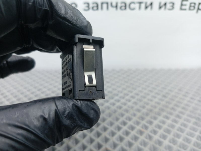 Кнопка, 600 рублей, Калининград