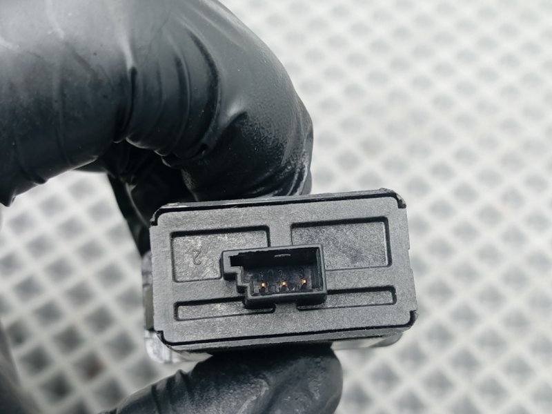 Кнопка, 600 рублей, Калининград