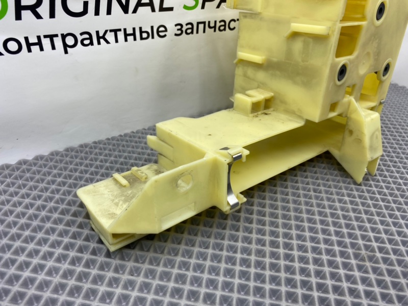 Кронштейн, 1000 рублей, Калининград