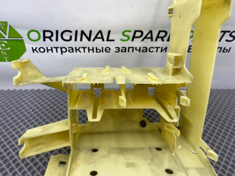 Кронштейн, 1000 рублей, Калининград