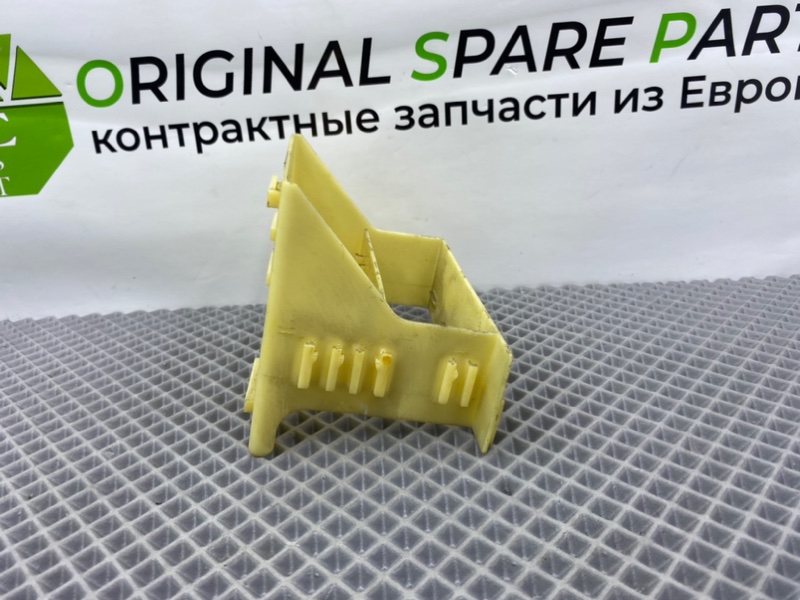 Кронштейн, 600 рублей, Калининград