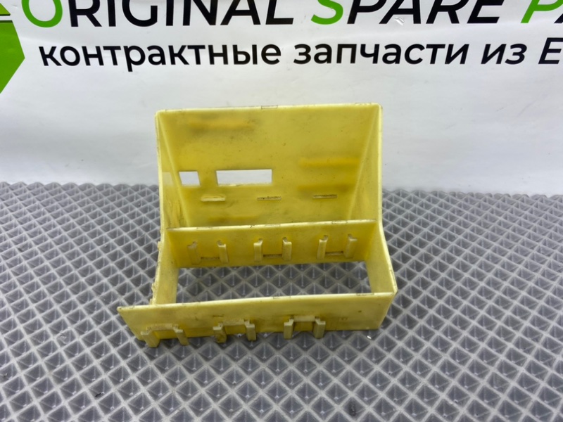 Кронштейн, 600 рублей, Калининград