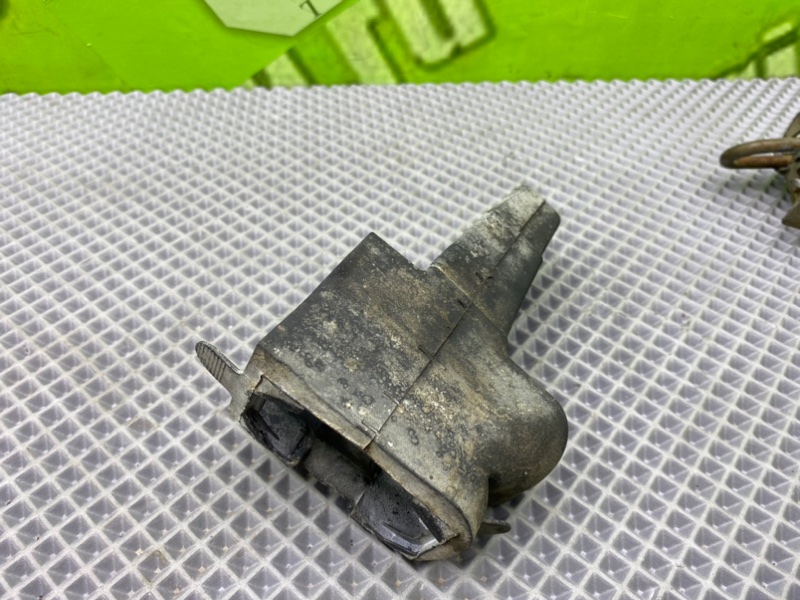 Ограничитель двери, 900 рублей, Калининград