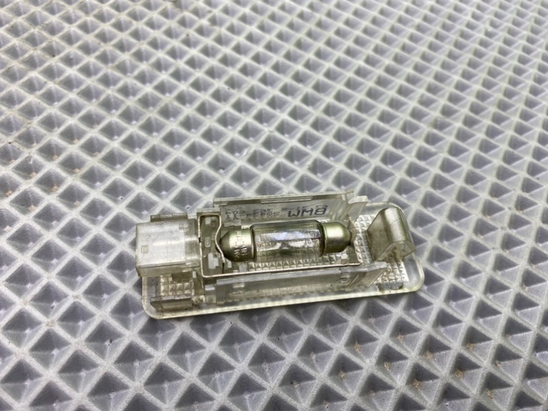 Плафон подсветки салона, 500 рублей, Калининград