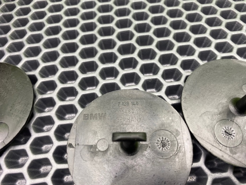 Крепления, 1100 рублей, Калининград