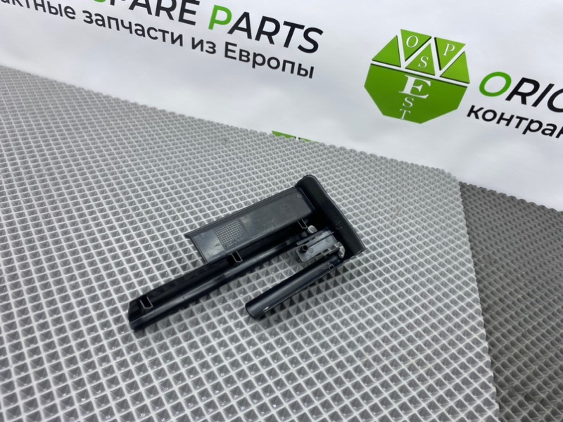 Заглушка полозьев сиденья, 700 рублей, Калининград