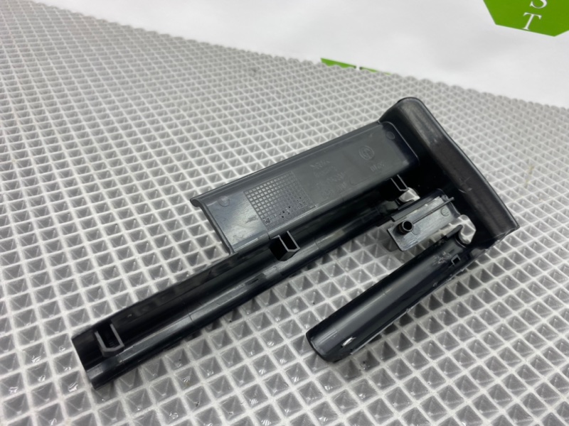 Заглушка полозьев сиденья, 700 рублей, Калининград