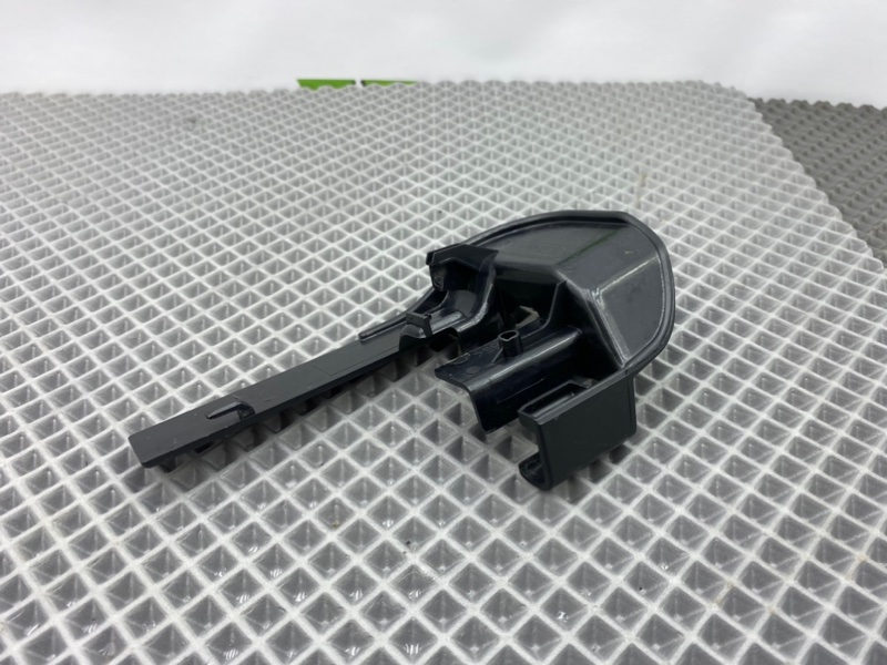 Заглушка полозьев сиденья, 700 рублей, Калининград