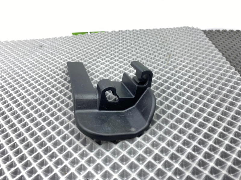 Заглушка полозьев сиденья, 700 рублей, Калининград