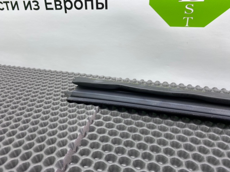 Уплотнитель стекла двери, 1100 рублей, Калининград